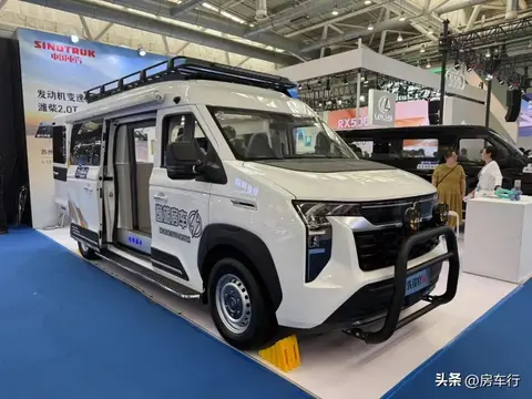 逸旅房车重汽先锋官V:19.8万起,底盘扎实、配置实用的出行伙伴