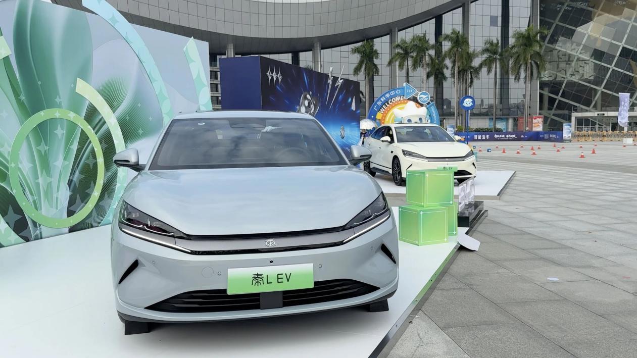 10 万级纯电无短板之选？试驾比亚迪秦 L EV后被圈粉